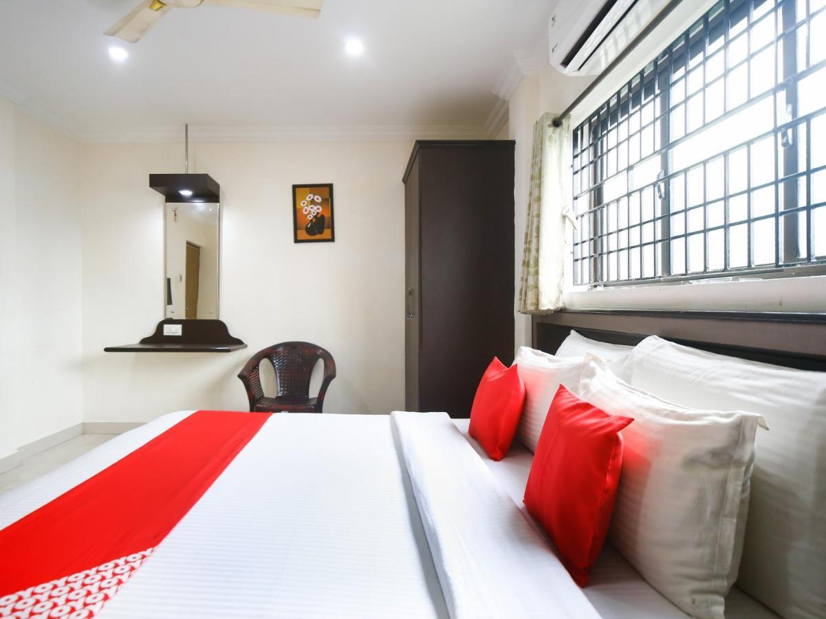 Madrasi Airport Hotel - Saibala Csennai Kültér fotó