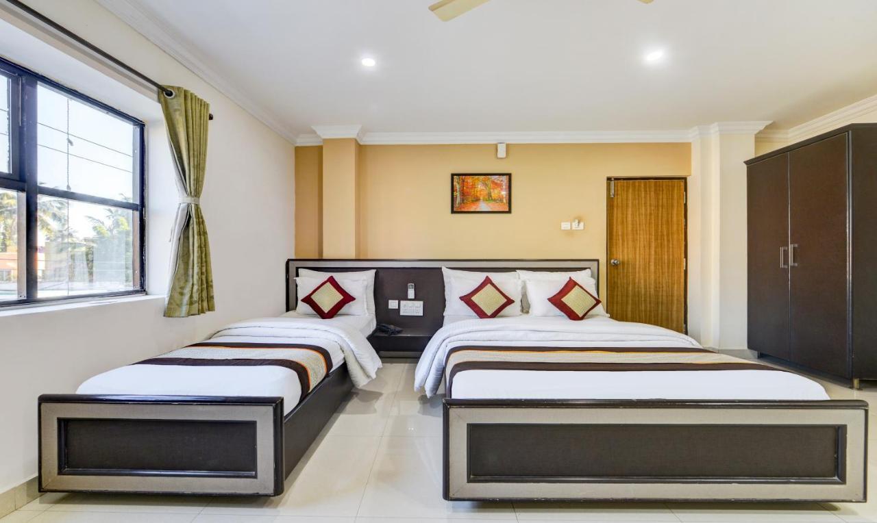 Madrasi Airport Hotel - Saibala Csennai Kültér fotó