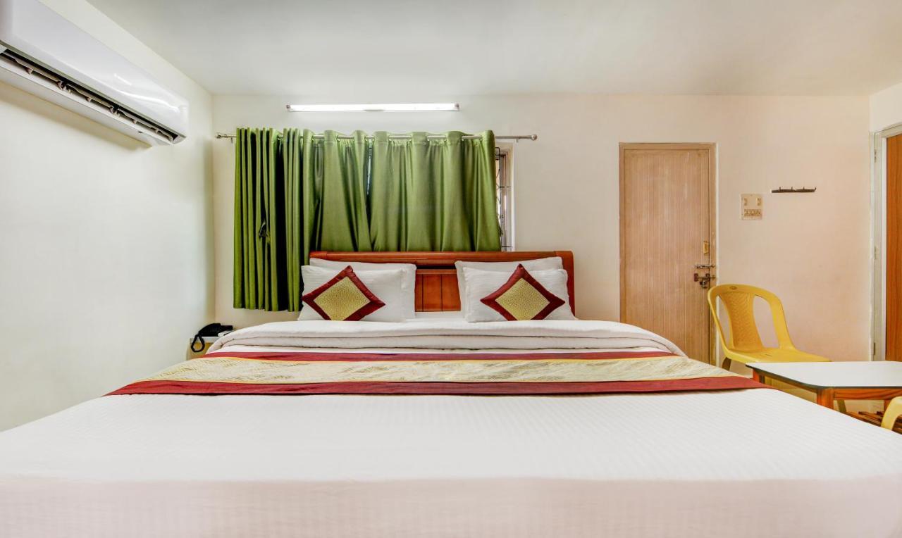 Madrasi Airport Hotel - Saibala Csennai Kültér fotó